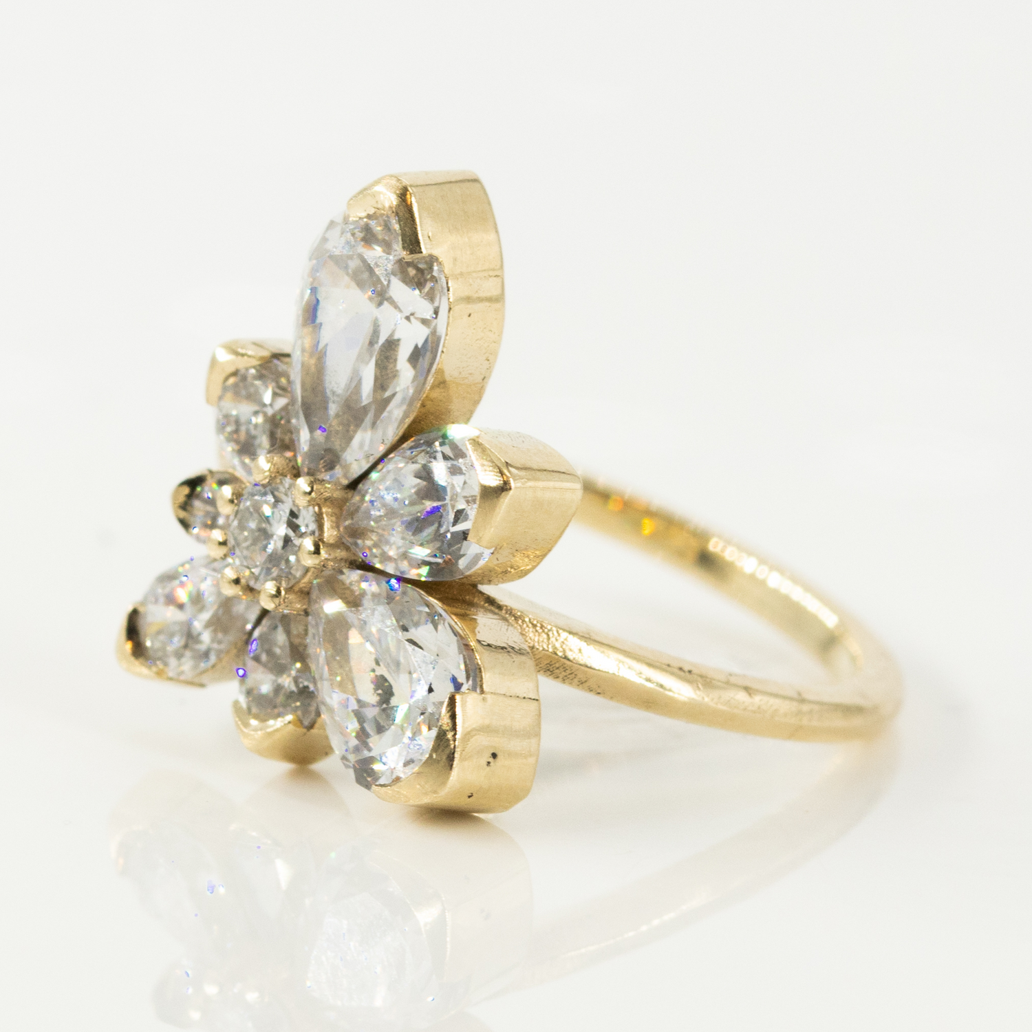 18CT Yellow Gold Floral Pear Lab Diamond Statement Ring