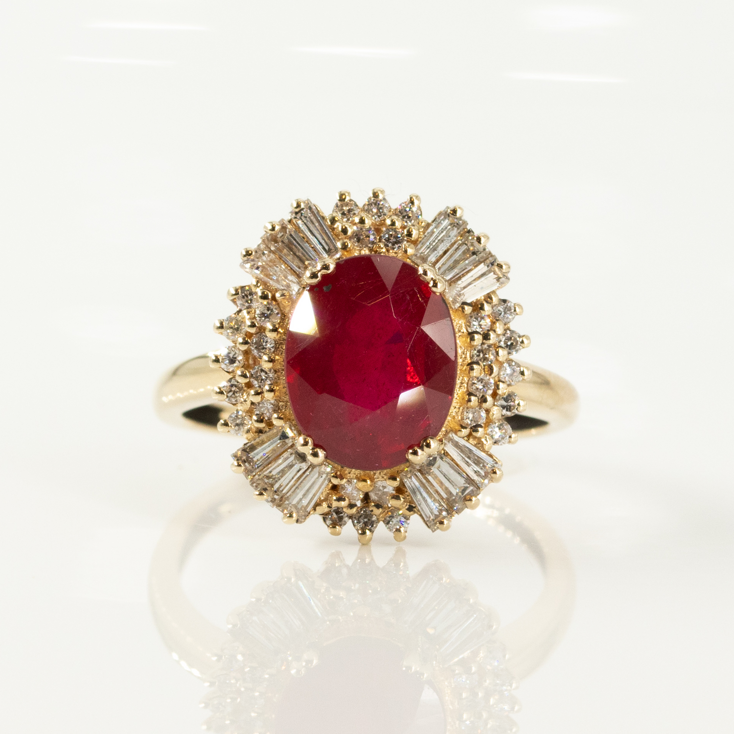 Vintage 18CT Yellow Gold Ruby and Diamond Ring